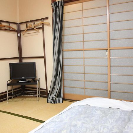 Chizuru Ryokan Hiroshima Exterior photo