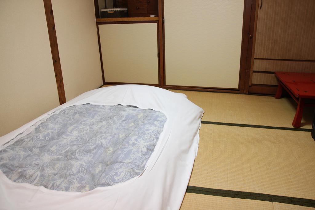 Chizuru Ryokan Hiroshima Exterior photo