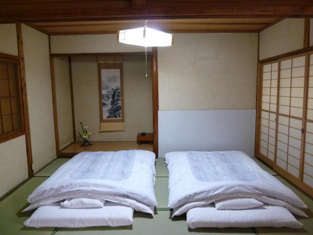 Chizuru Ryokan Hiroshima Exterior photo